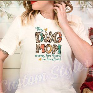 Dog Mom Shirt, Dog Mom T-shirt, Dog Mom Gift, Dog Mom Tee, Dog Lovers Gift Tee